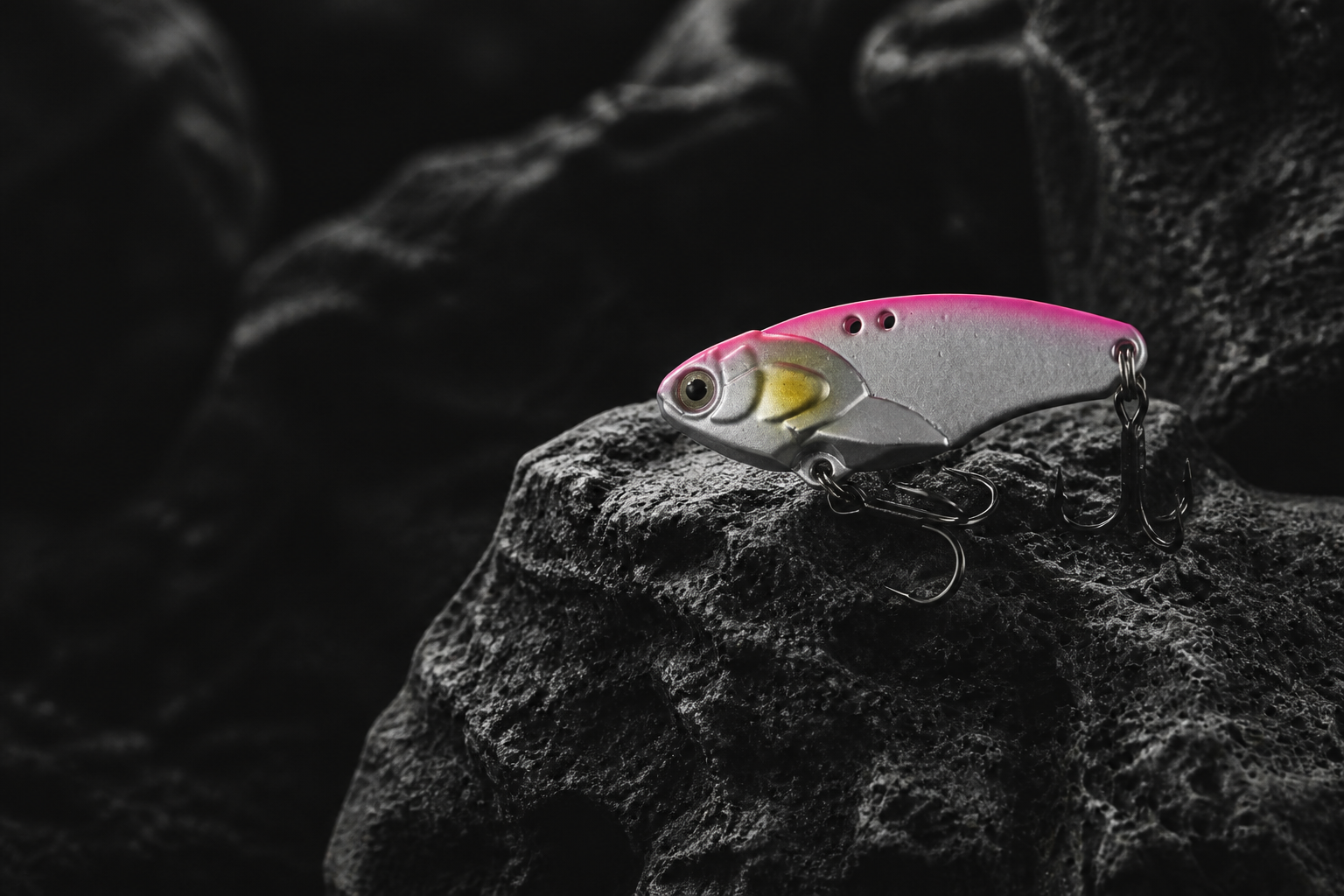 Vibrating Blade Baits photographed as an Everest Lure field study
